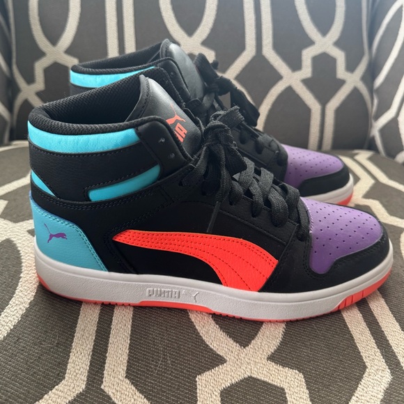 NWOT Puma Big Kids Rebound Layup SL sneakers Sz 6 - Picture 2 of 7